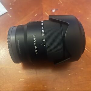 Sony E mount lens 18-135mm